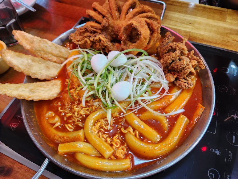 103시장떡볶이 이미지