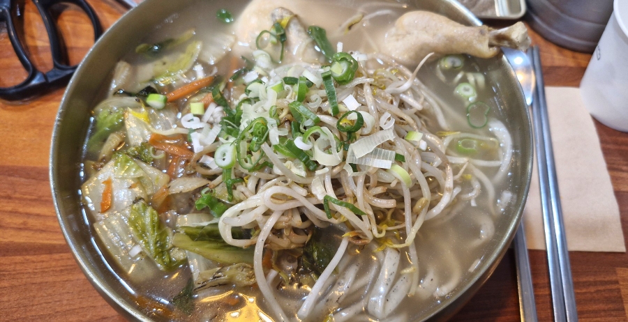 현진 김치찌개 이미지