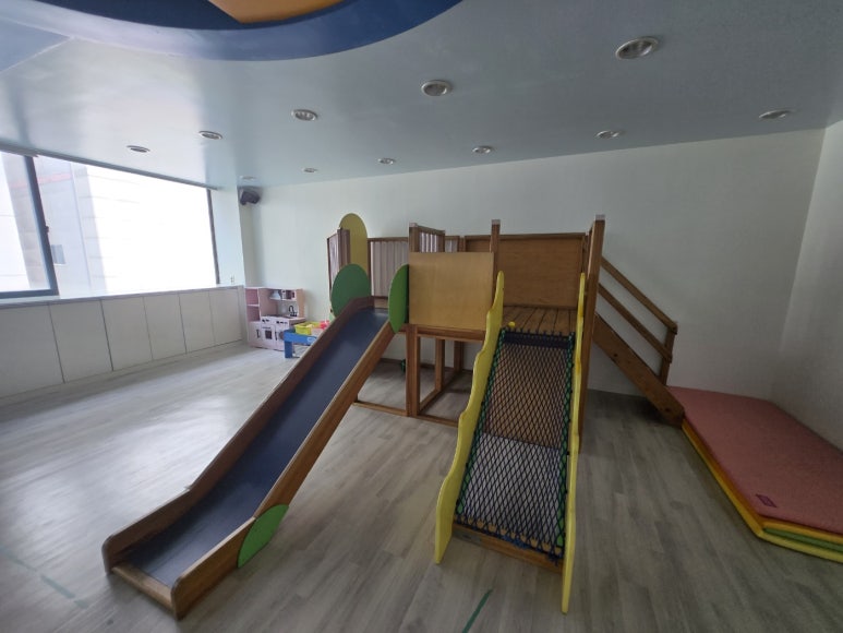 키즈칼리지잉글리쉬수원학원 이미지