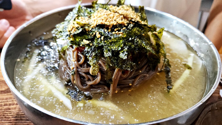 강릉해변메밀막국수 송도점 이미지
