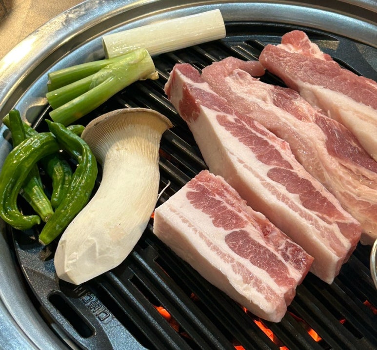 흑돼지함 이미지