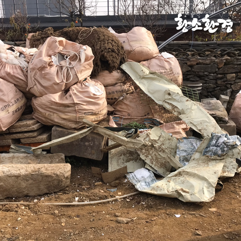 폐기물 집게차  "대형 폐기물 수거와 산업 폐기물 처리의 필수 장비" -5톤 집게차 임대비용 문의방법 이미지 7
