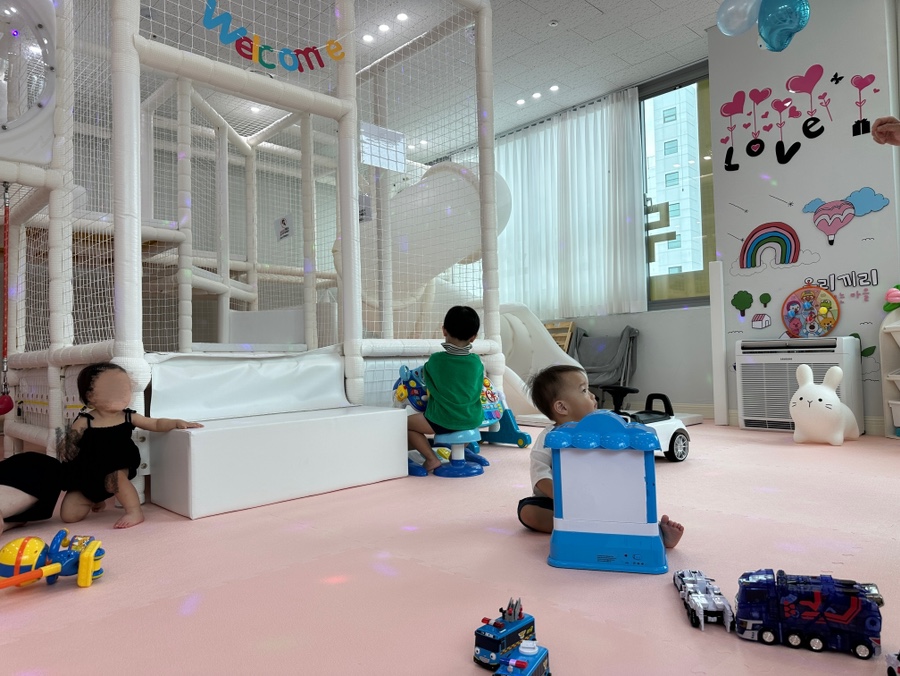 우리끼리키즈카페꿈꾸는마을 이미지