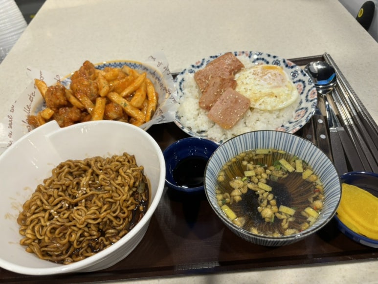 벌툰파리지앵수유역점 이미지
