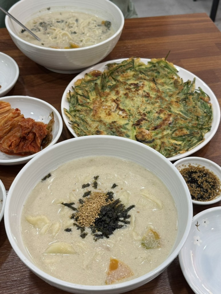 해맞이손칼국수 이미지