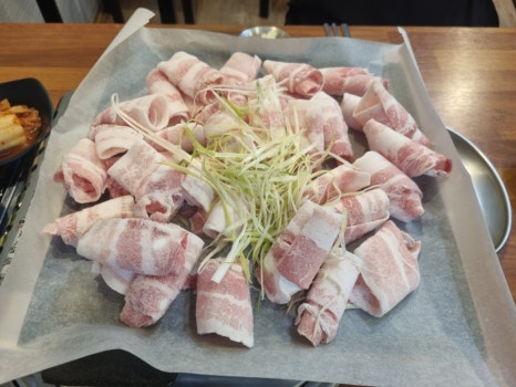 돈먹쇠 이미지