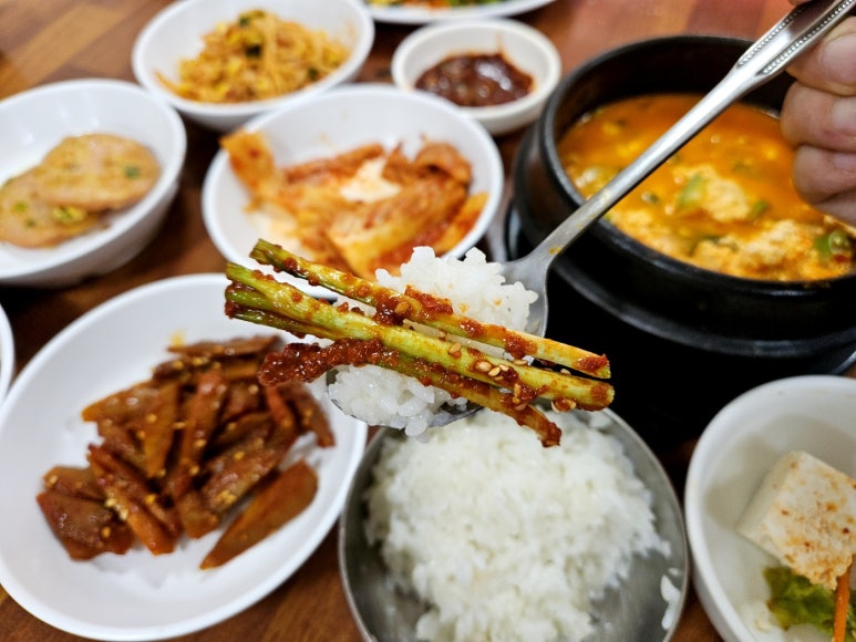 감나무두부집 이미지