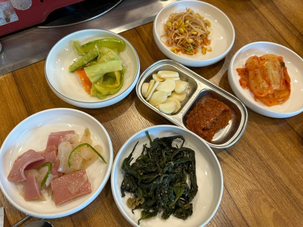 새말직화돼지구이 이미지