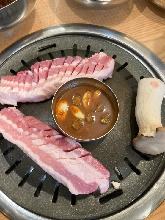 고기랑술이랑 이미지