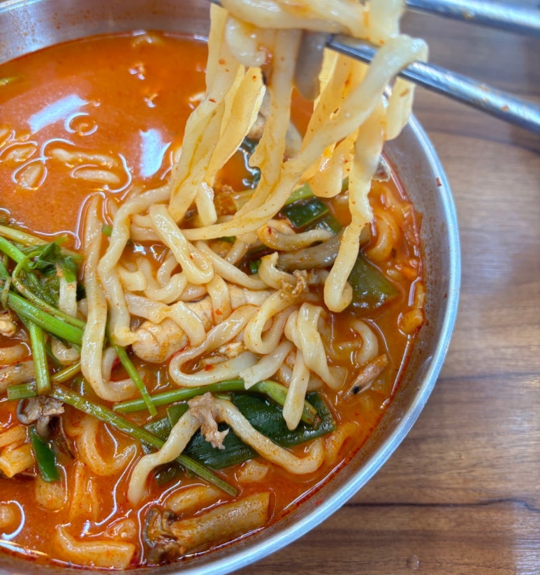 호동칼국수 이미지