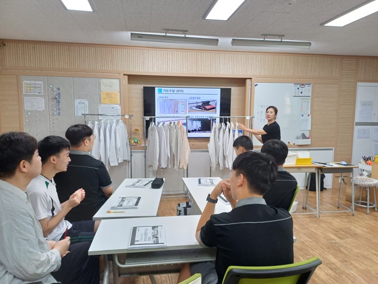 진해고등학교 이미지