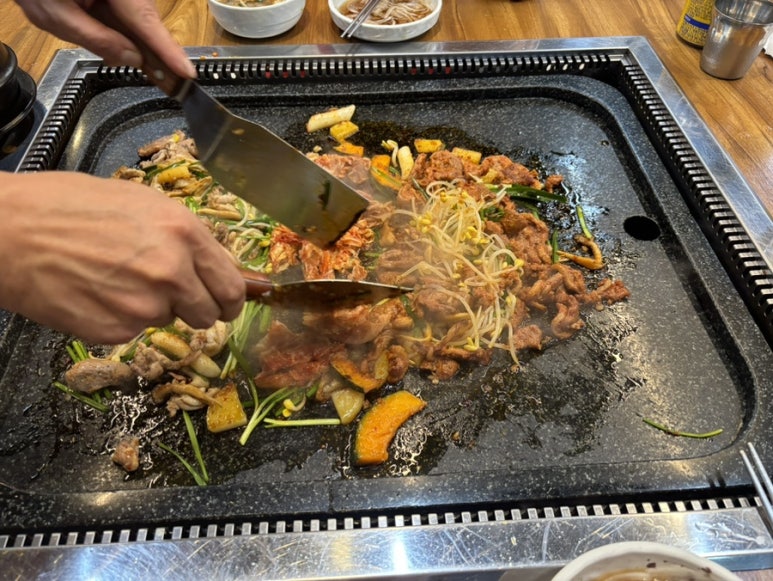 내사랑돌판오리구이 이미지