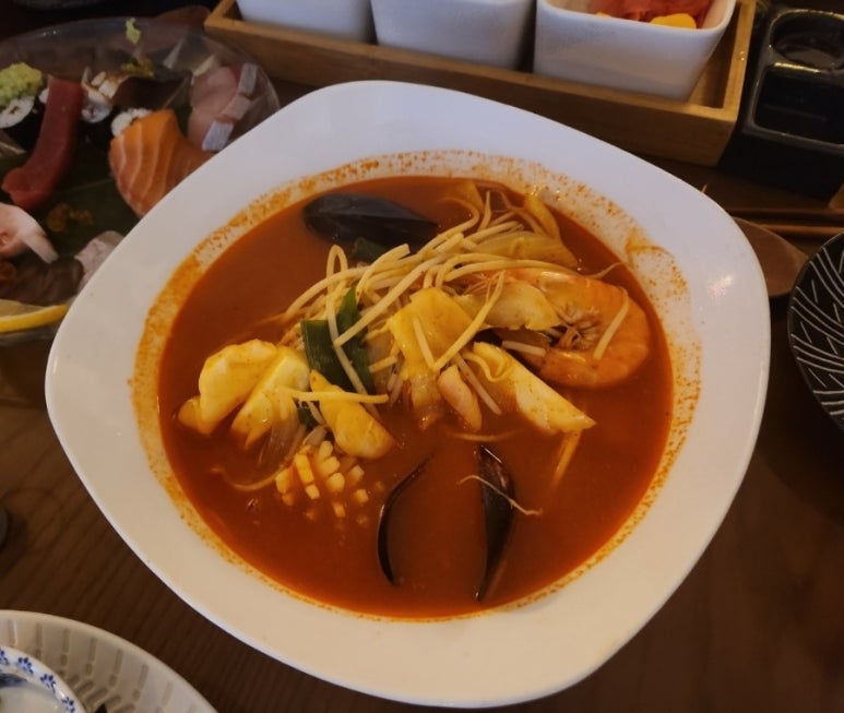 사담 죽전본점 이미지