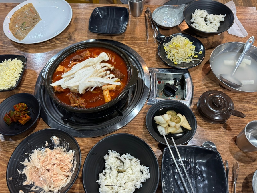 뼈대있는매운갈비찜 이미지