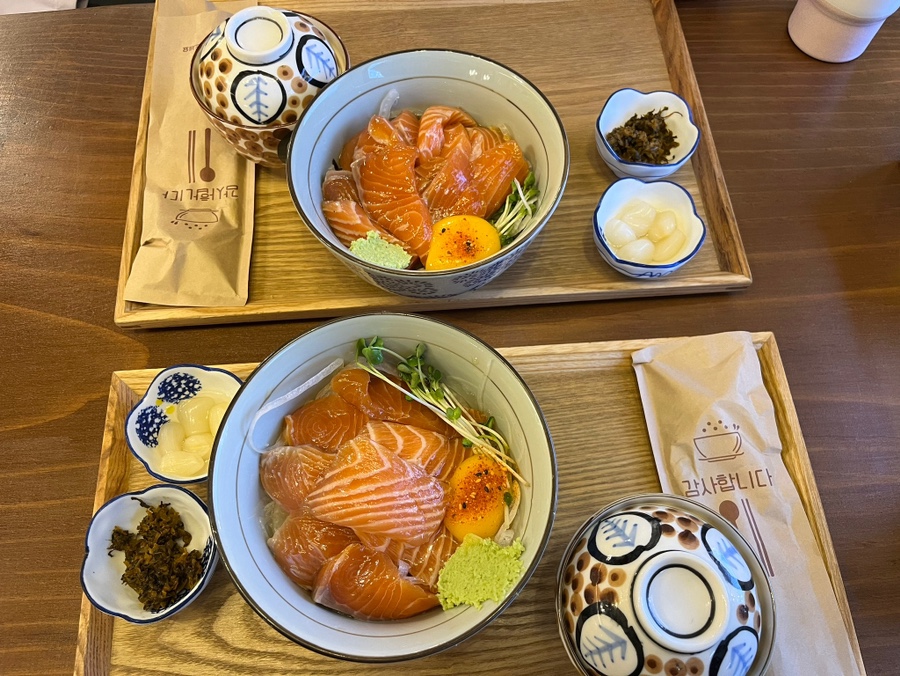 모미모미 이미지