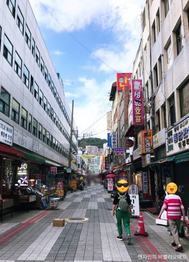 명품사 매장 사진