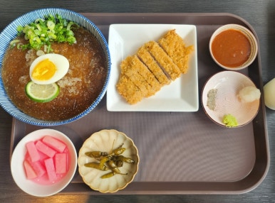 서쪽부엌서부두점 이미지