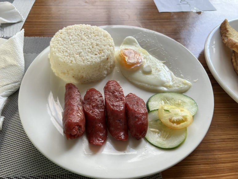 상어식당 이미지