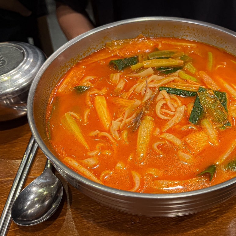 이화수전통육개장 보라매점 이미지