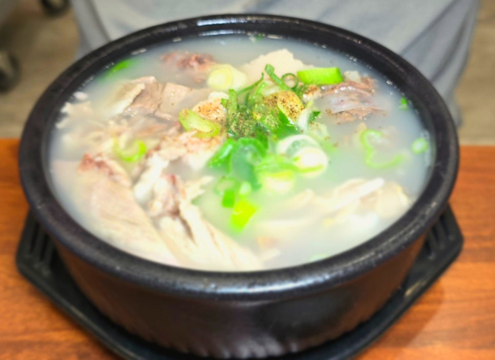 촌집돼지국밥 이미지