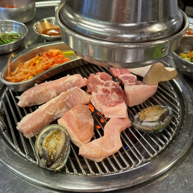 웅이연탄구이 이미지