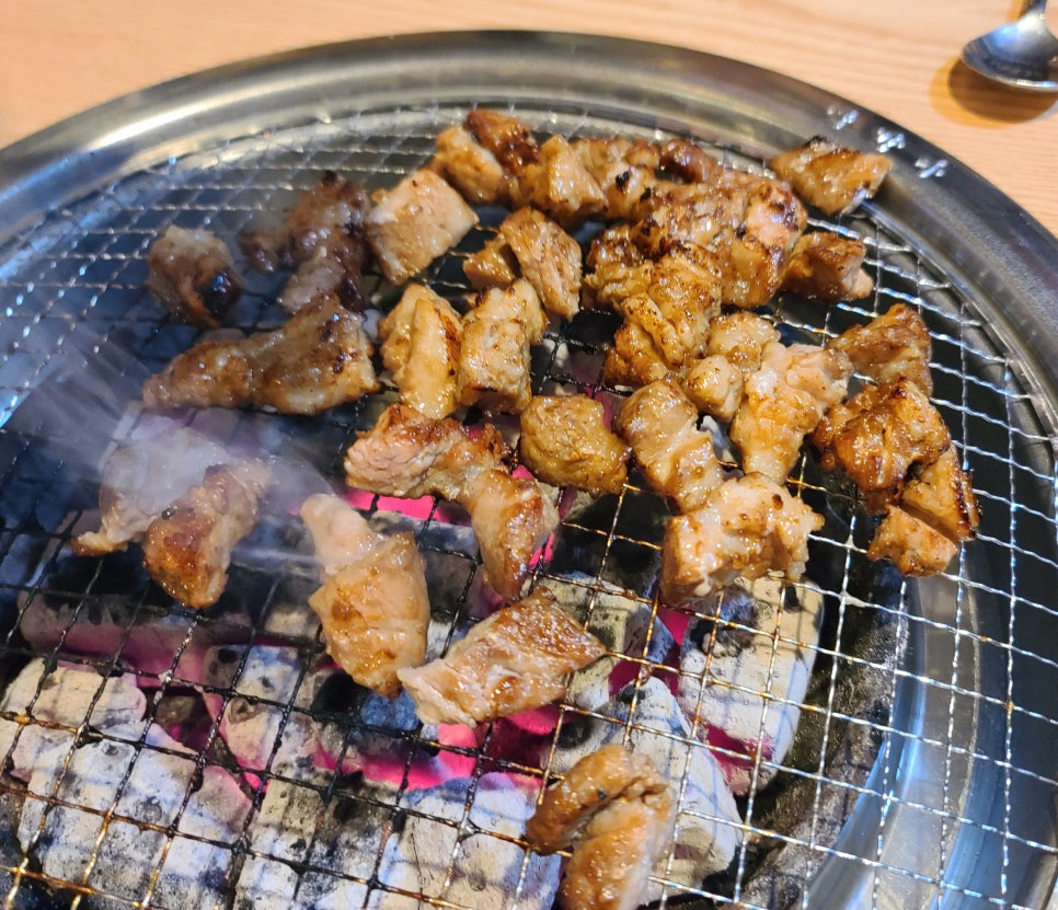 돈돈멍석숯불갈비 이미지