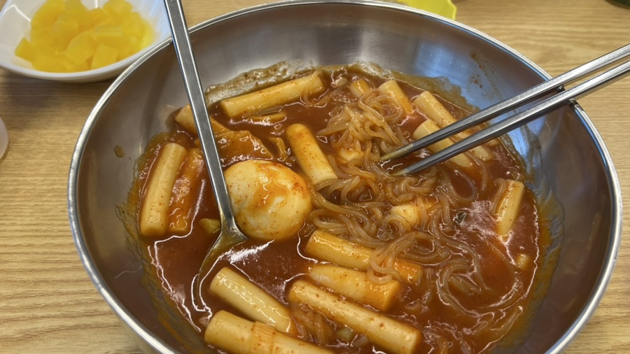 빨강떡볶이 이미지