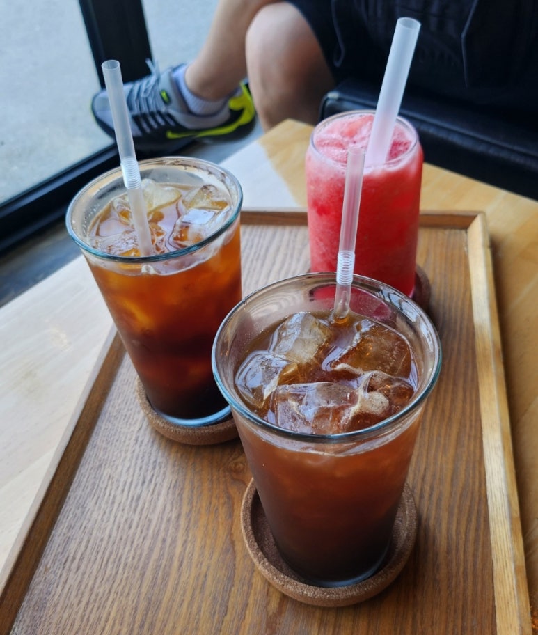 카페콜로네이드 이미지