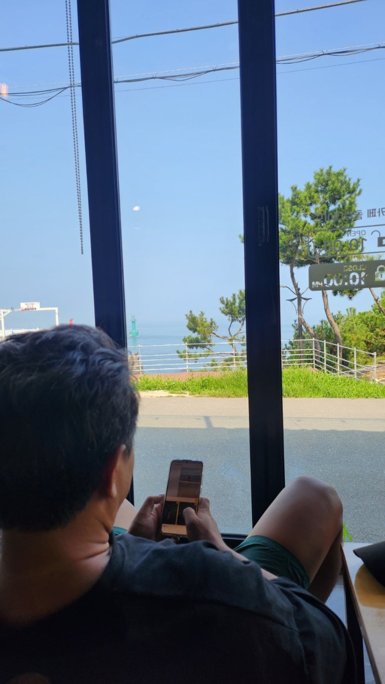 카페콜로네이드 이미지