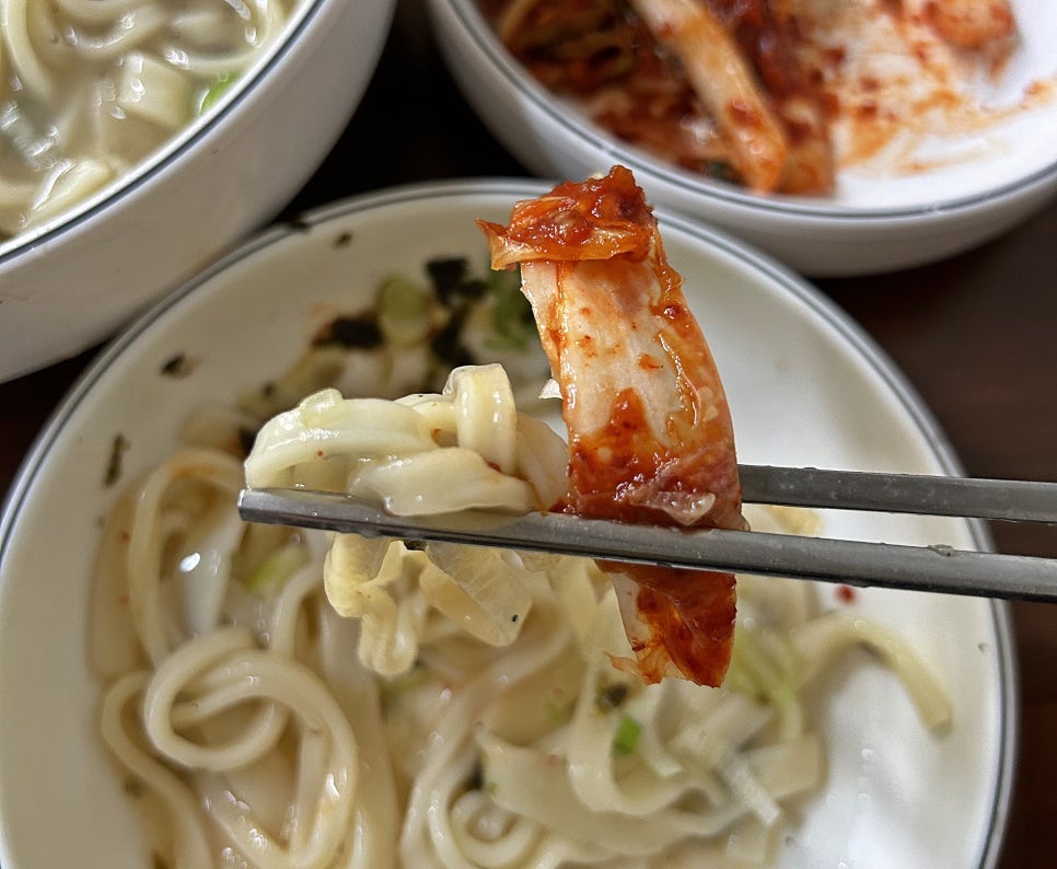 소문난 사골 손 칼국수 이미지