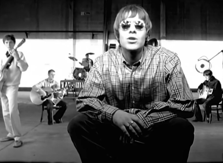 오아시스(Oasis) 이미지