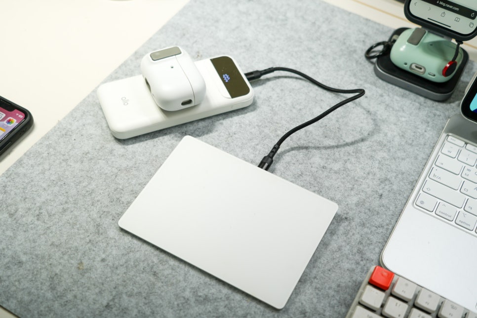 알로코리아 무선 고속충전 보조배터리 10000mAh 1005WPD 리뷰 "애플 악세서리 전용 충전기로 사용하다" 이미지 14