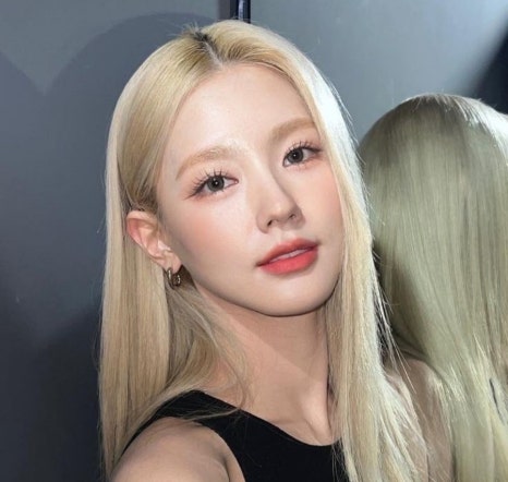 금발헤어샵 이미지