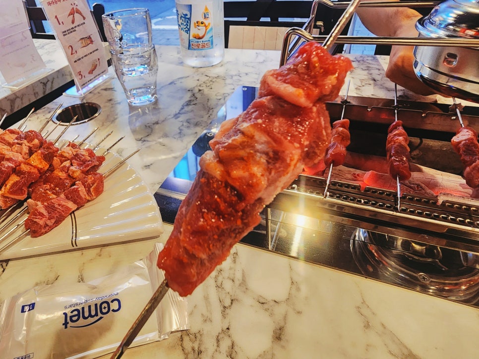 동북숯불꼬치구이 이미지