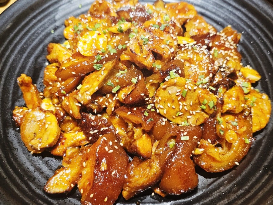 창대 매운족발 이미지