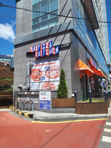 매드피자 농성광천점 이미지