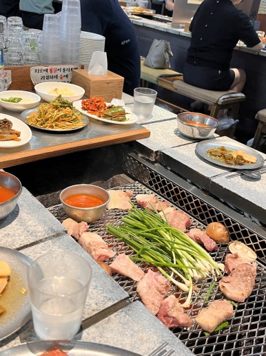 돼지생각 이미지