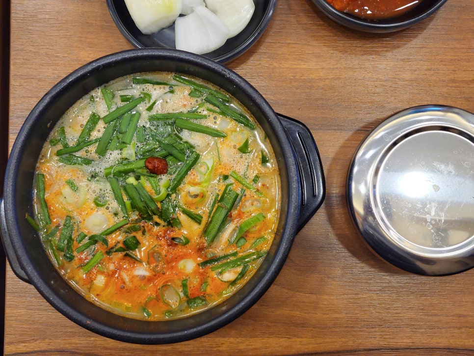 부산아지매국밥 동탄청계점 이미지