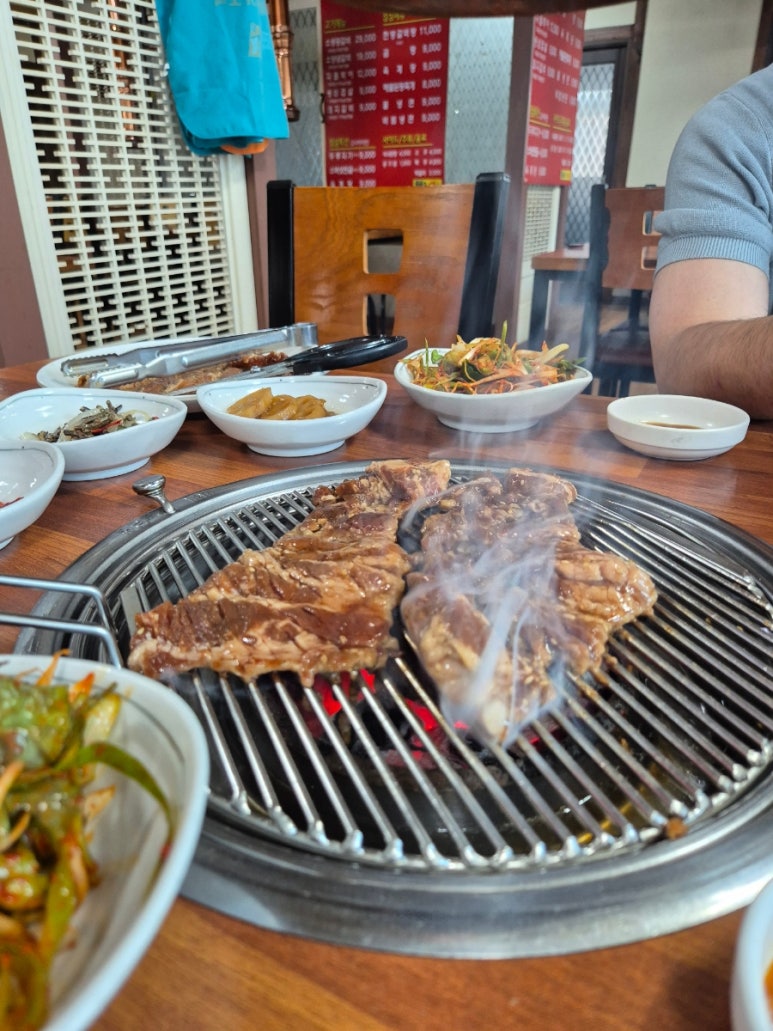 우성 참숯불갈비 이미지