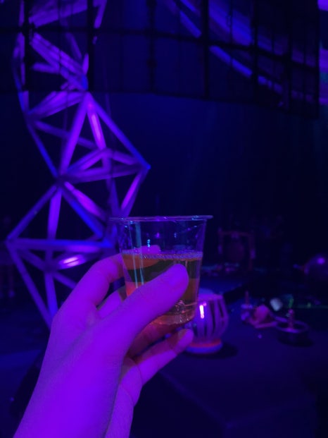 이스트허그 이미지