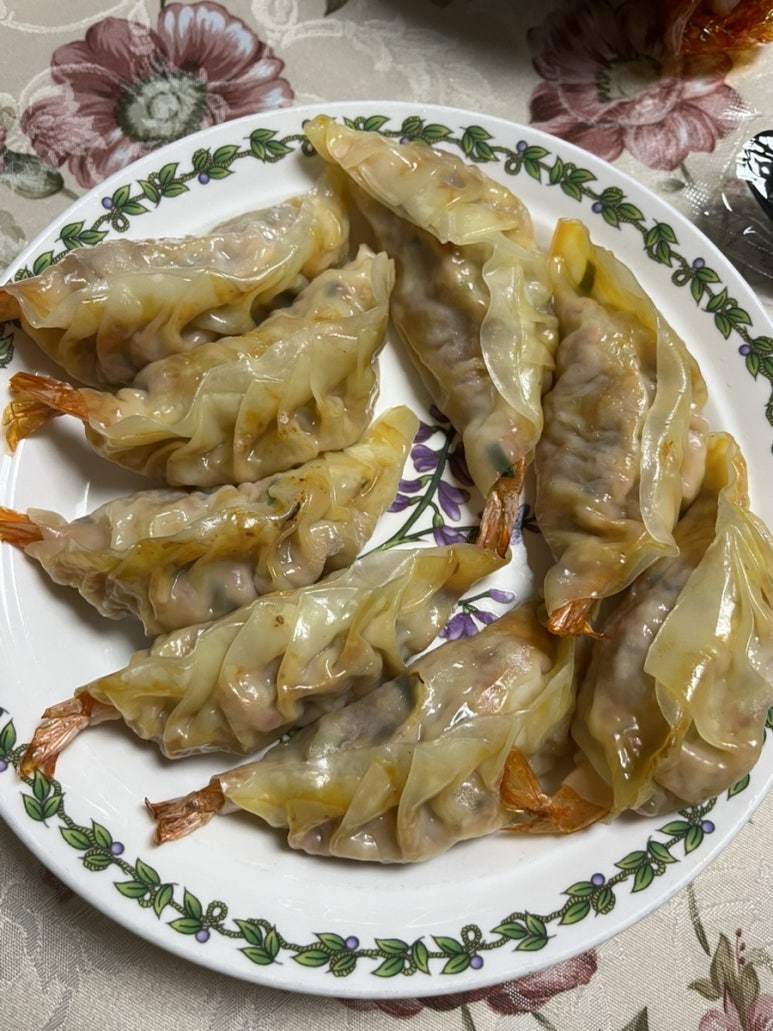 나완석왕만두 이미지