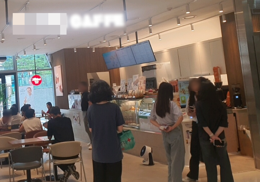 커피전문점 이미지