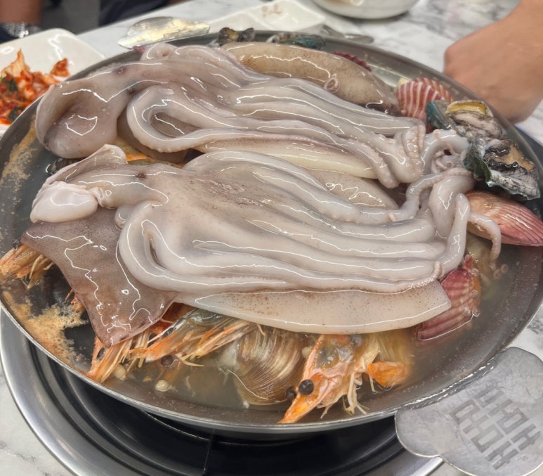 바다에서온해물샤브칼국수 이미지
