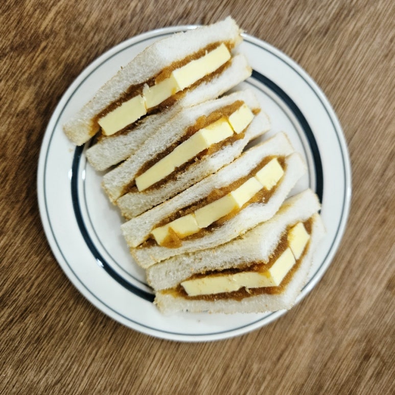 김밥엔토스트까페 이미지