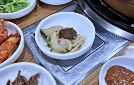 오리랑돼지랑 이미지