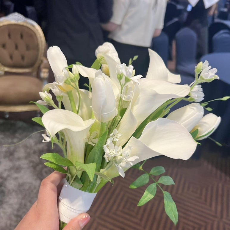 언더플로우부케 이미지