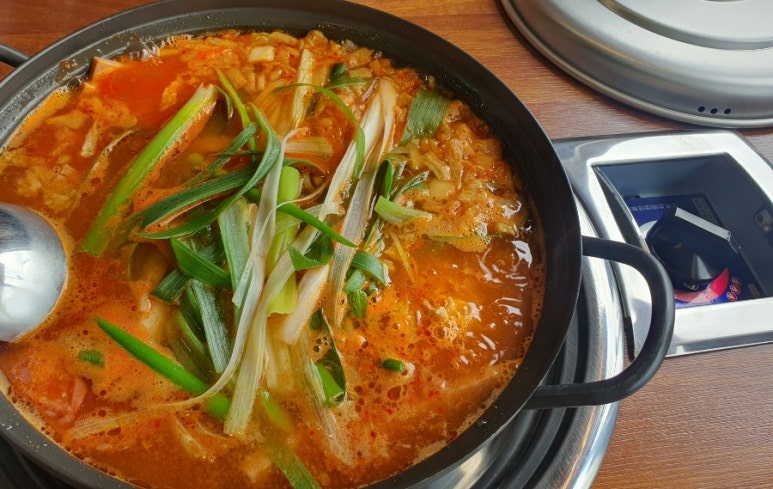 송절부대찌개 이미지