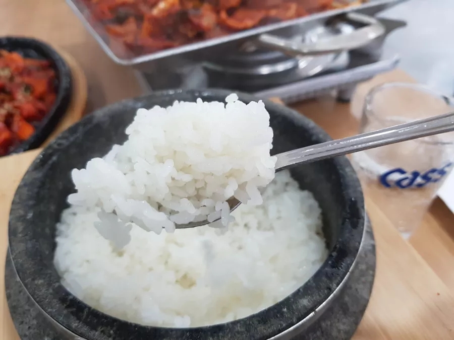 엄마네 돌솥밥 이미지