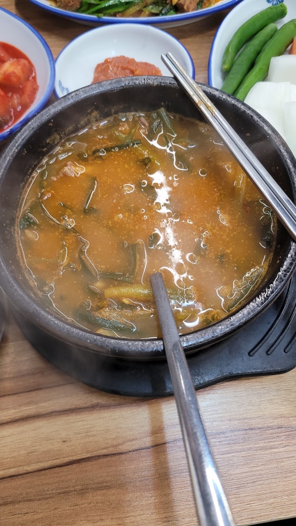가마솥염소탕 이미지