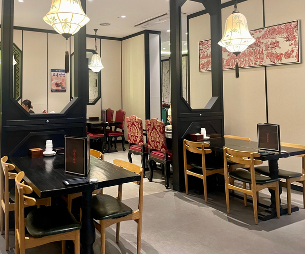 제주 중문 도두반점: 백종원 호텔 더본점 흑돼지 짜장면 맛집 — 사진 4